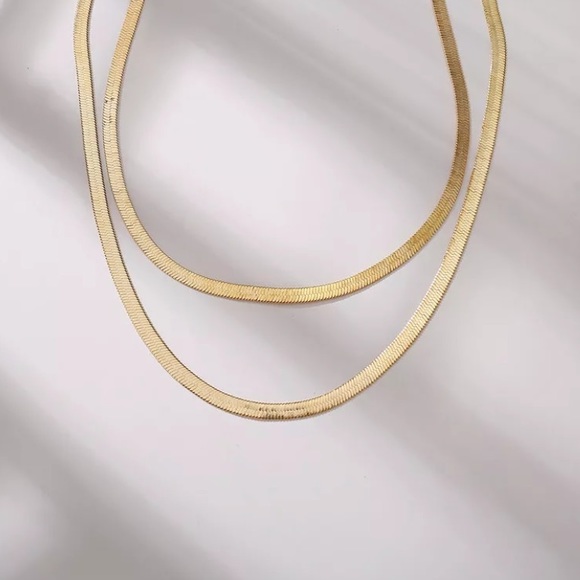 NEW 18k Gold Plated Double-Layered Snake Necklace - Picture 5 of 6